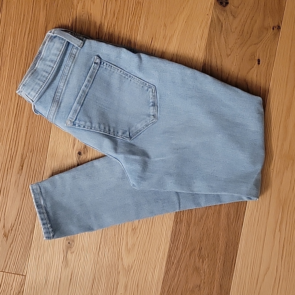 BR Jeans